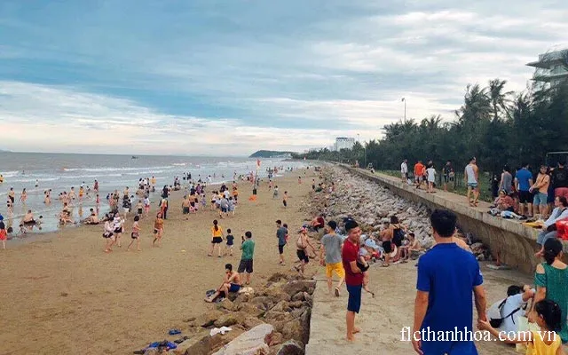 Bãi tắm flc sầm sơn 